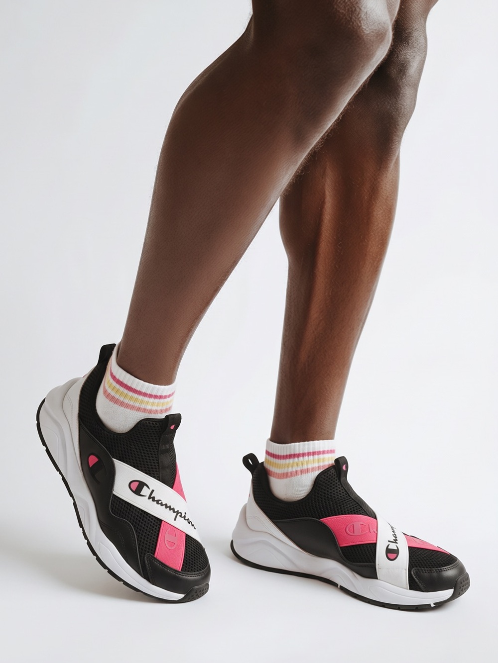 💖 Champion Slip‑On Sneakers – Size 9.5 (Excellent Condition)